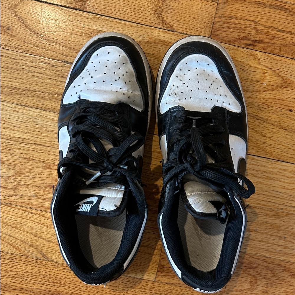 Nike Classic Black and White Athletic Shoes
